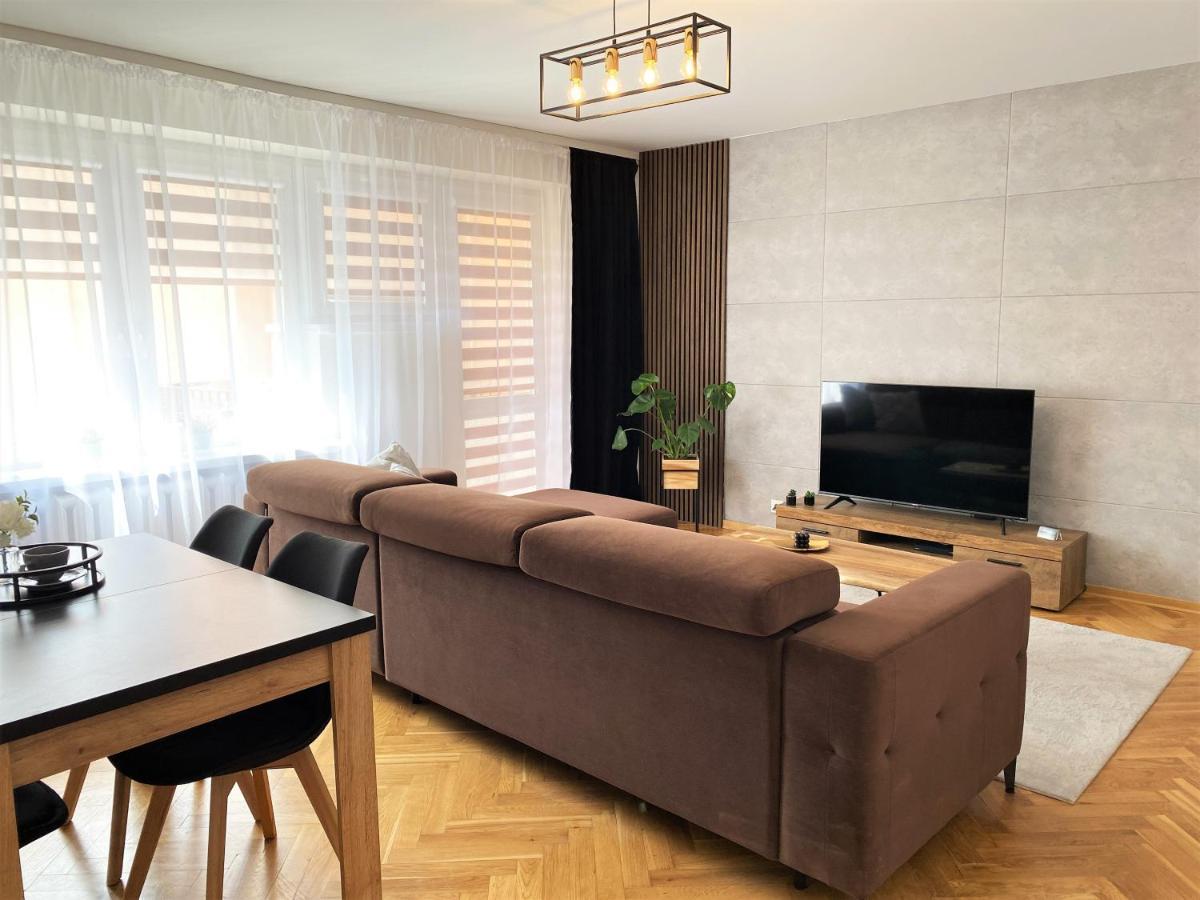 Apartament Ul. Botaniczna Mielec Exterior foto